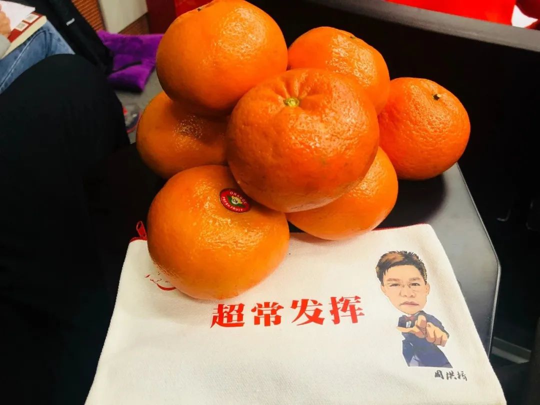  学习技巧   1、周校独创数学秒杀公式必须背熟，考来考去就是那些考点，把考点弄透即可。（洪桥君悄悄告诉你：现下载洪桥考研app，搜“数学秒杀课”即可免费学习哦~） ▽  图片 2、基础题30分必须拿到手，《数学上岸计划》的基础篇必须做完弄懂；  3、充分性必要条件，基础差的直接猜，基础好的，挑容易的做；  4、十年真题必须仔细刷一遍，错的题目最好重新在错题本上重新做一遍；后五年的真题必须要刷两遍！